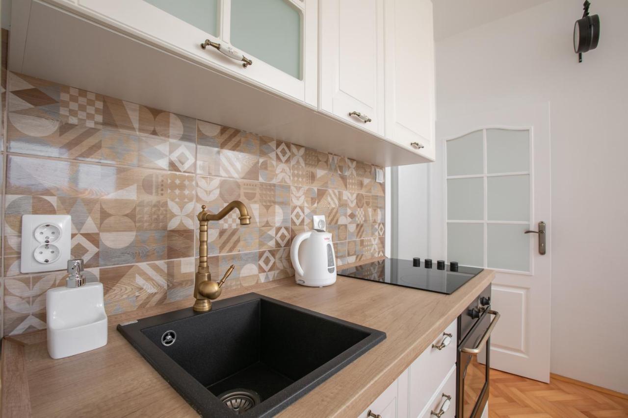 Apartman Ana Boric Podgora Luaran gambar