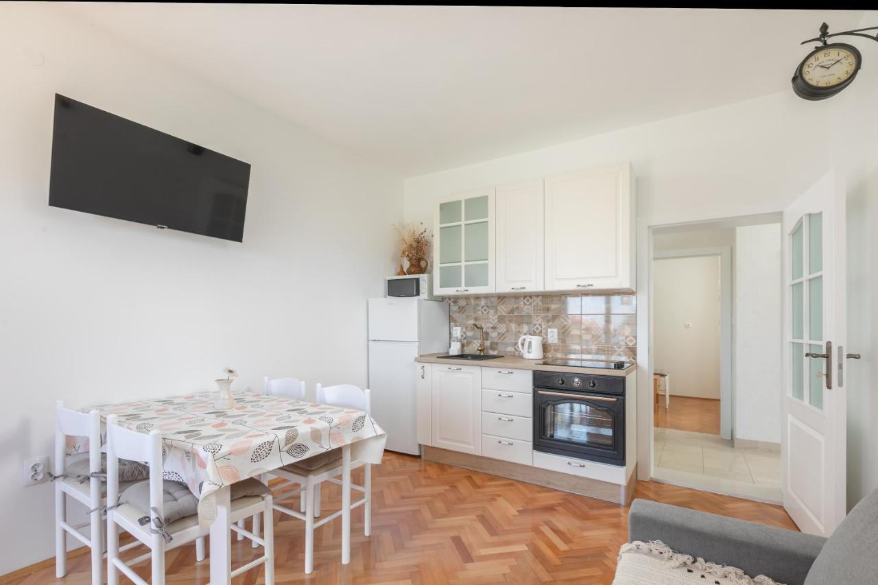 Apartman Ana Boric Podgora Luaran gambar